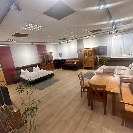 Nous Cafe & Restaurant Hotel Krumnussbaum Kültér fotó