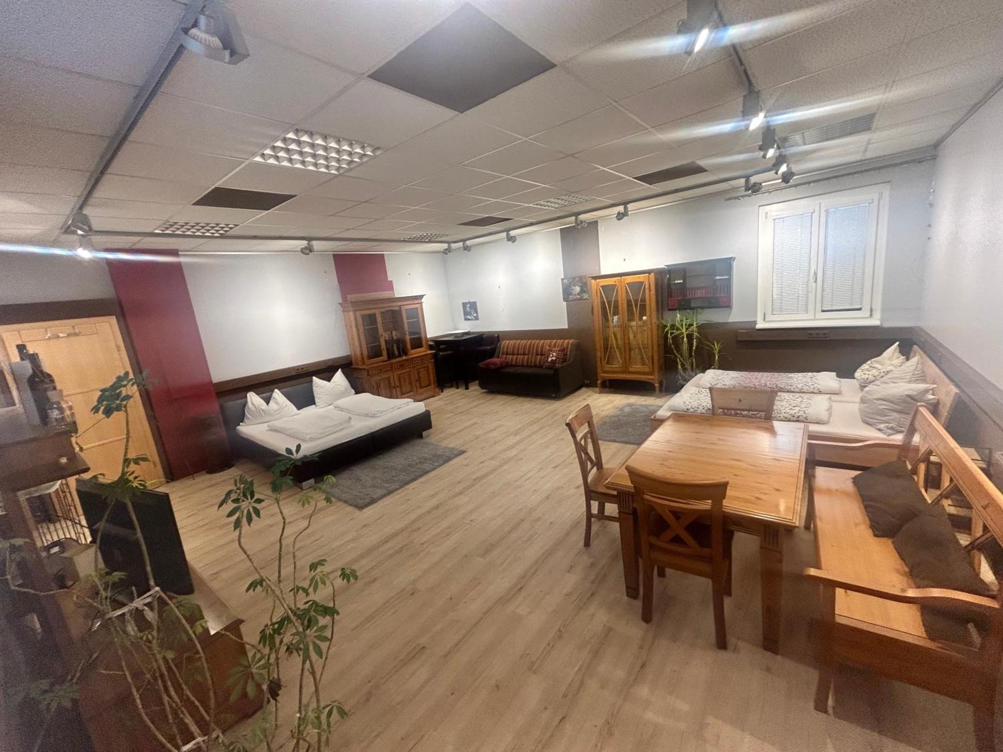 Nous Cafe & Restaurant Hotel Krumnussbaum Kültér fotó