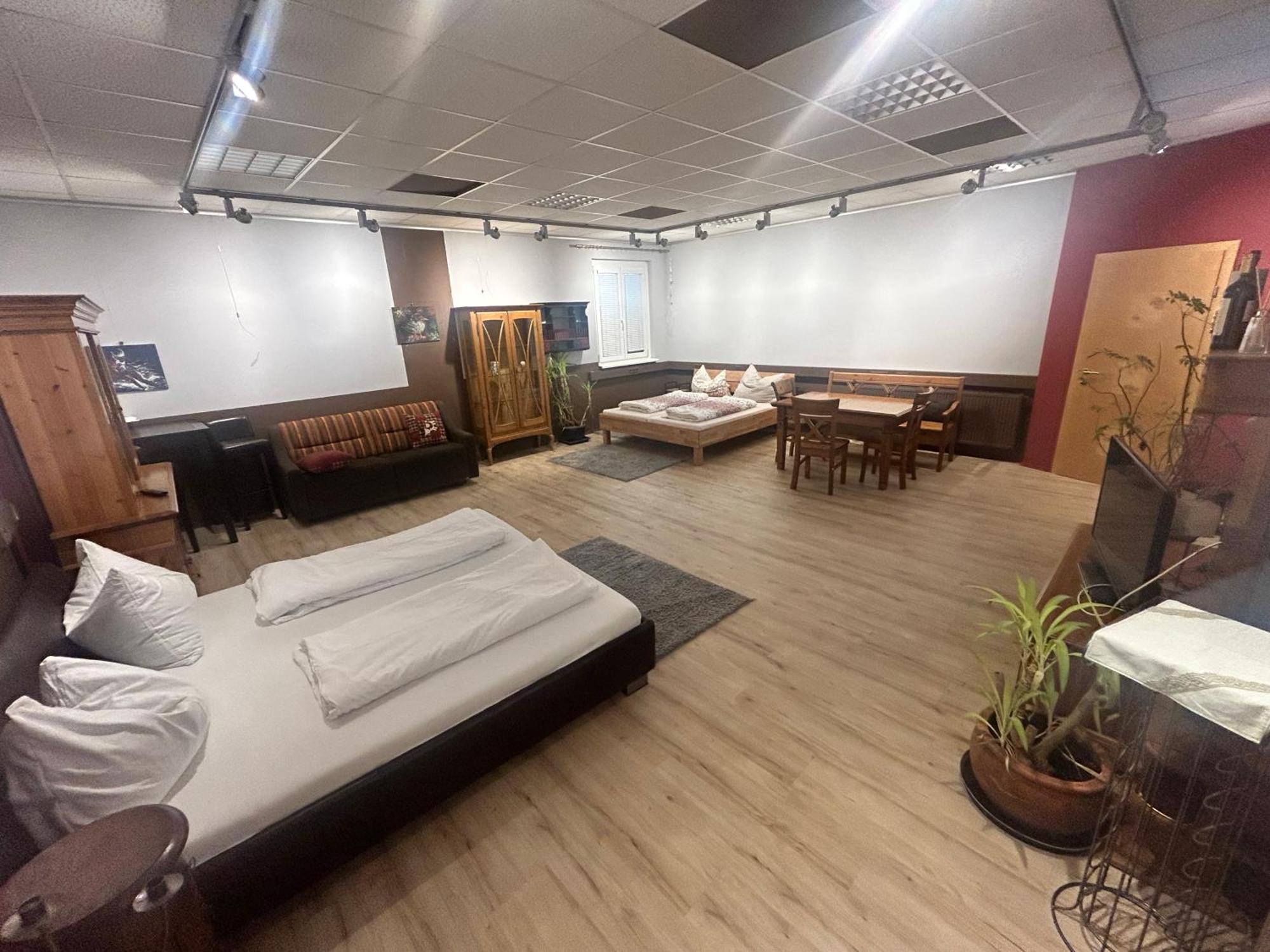 Nous Cafe & Restaurant Hotel Krumnussbaum Kültér fotó